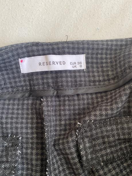 Nohavice, reserved,38