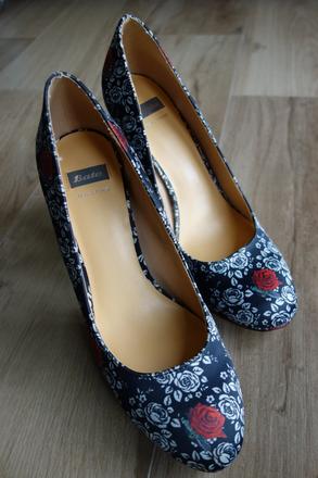 Baťa lodičky kvetované, baťa,39