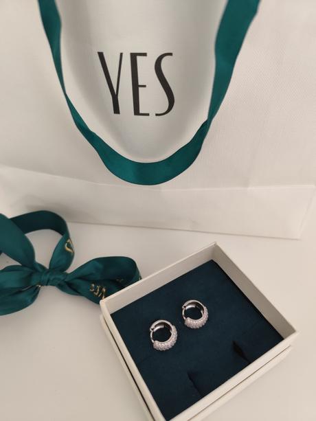 Strieborne nausnice yes jewellery,