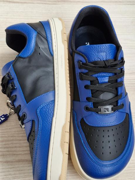 Wave - black & blue 45 x362, be lenka,45