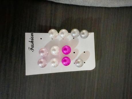 Náušnice perlicky, 