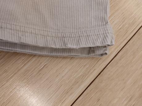 Menčestrové nohavice, 104