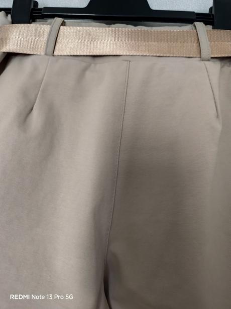 Wide leg nohavice s opaskom, m