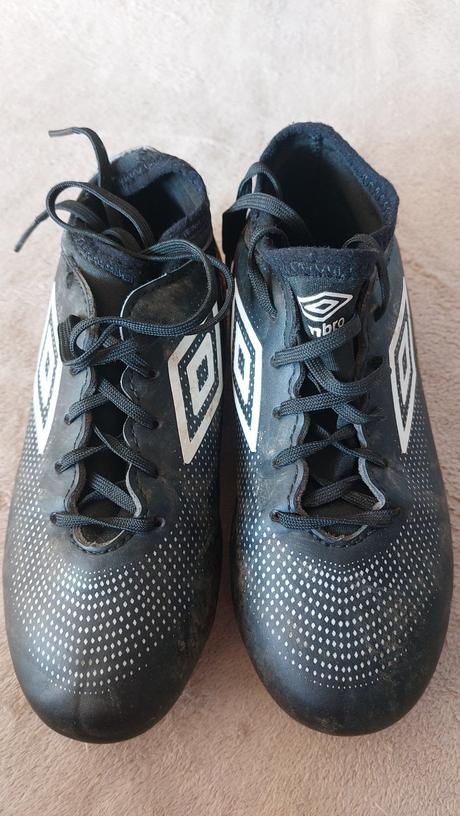 Umbro kopačky, 31