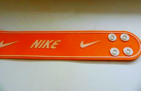 Plastový športový náramok, 