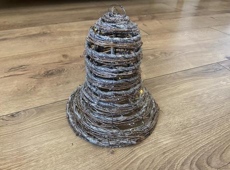 Prútený vianočný zvonček, 