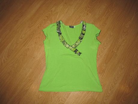 Zelené tričko v. 42, 42