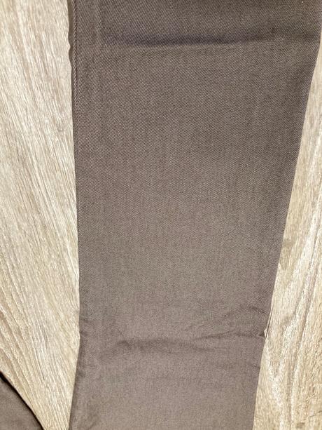 Dámske hnedé nohavice, tezenis,m