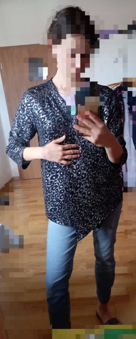 Svetrík so striebornými trblietkami, 38