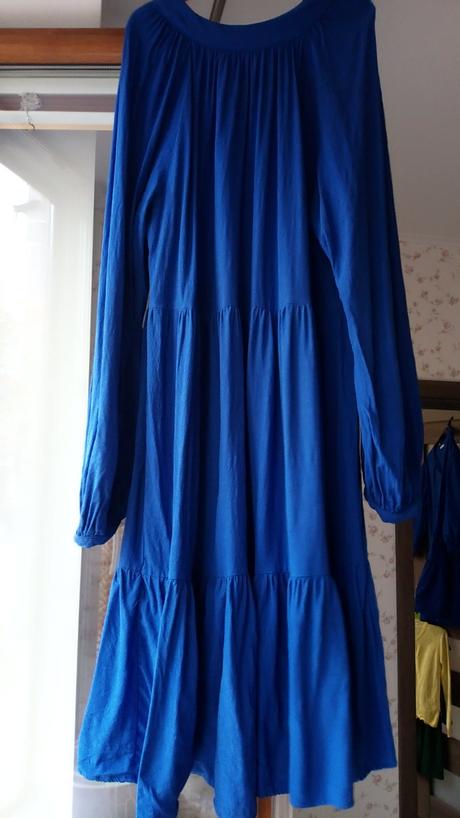 Kráľovsky modré midi šaty top stav, c&a,38