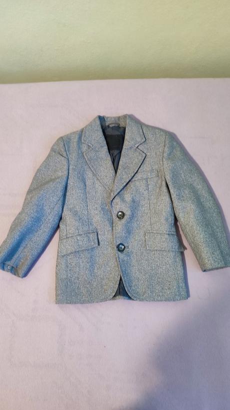 Chlapčensky oblek, 110