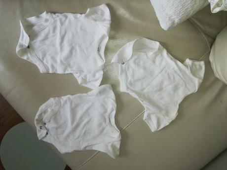 3x biele body od narodenia, marks & spencer,<50