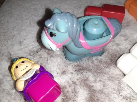 Megabloks princezná, koník, 