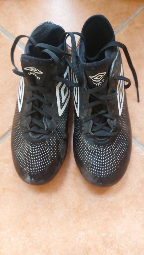 Umbro kopačky, 31