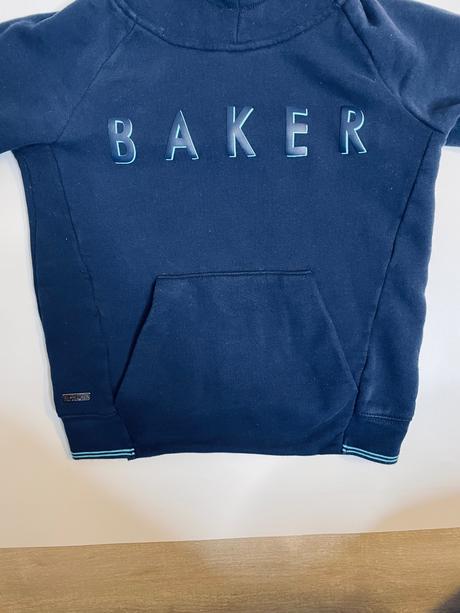 Frajerská mikina ted baker, 122