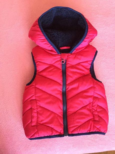 Vetrovka bez rukávov, 104