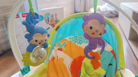 Vibračné kresielko a kolotoč fisher price, 