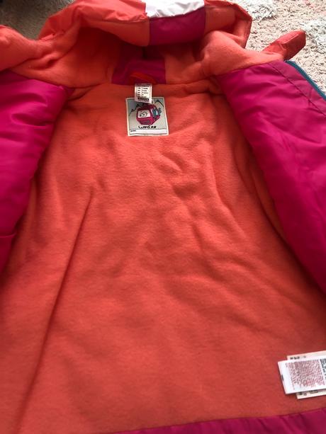 Zimná bunda a rukavice, decathlon,110