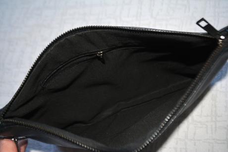 Listová kabelka reveuse,