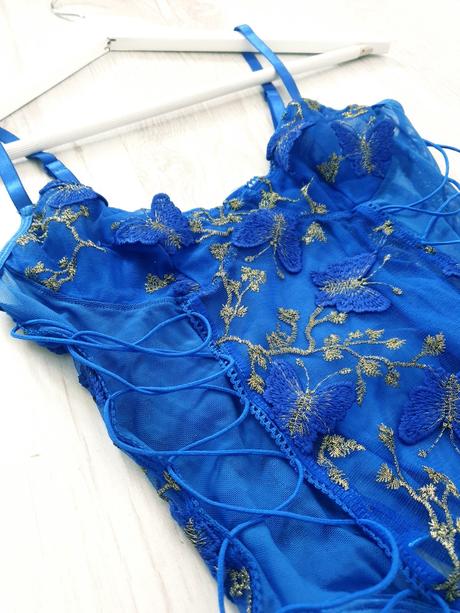 Extravagantné body xs, xs