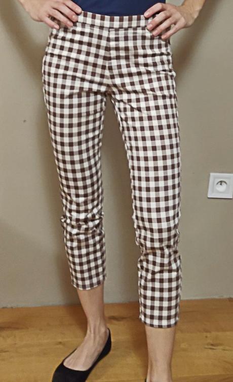 Stvorcovane tristvrtove nohavice uniqlo, xs