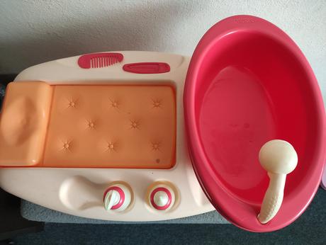 Prebaľovací pult s vaničkou+ bábika zdarma, 