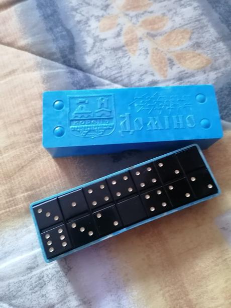 Domino spoločenská hra,