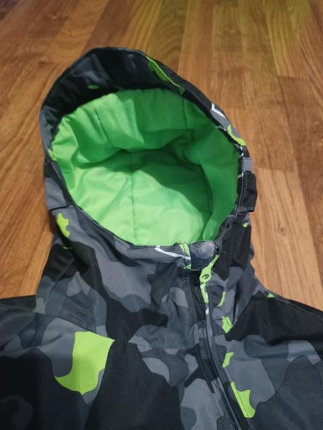 Predám detskú značkovú bundu, reserved,146