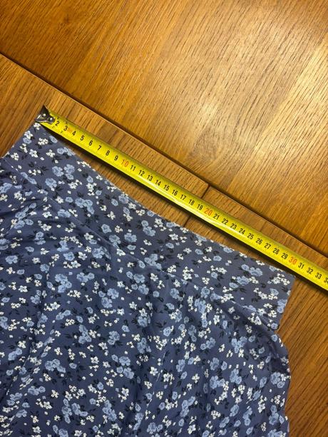 Sukňa, s