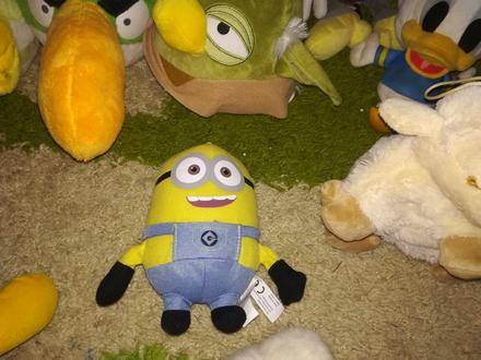 Plyšák minion,