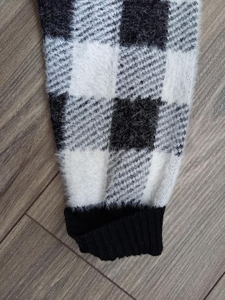 Teplučký sveter na 12-13 rokov, f&f,158