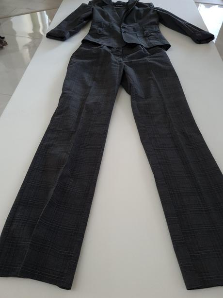 Elegantny nohavicový kostým, m