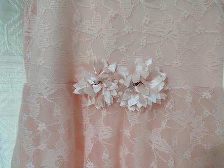 Marhuľové šaty, 128