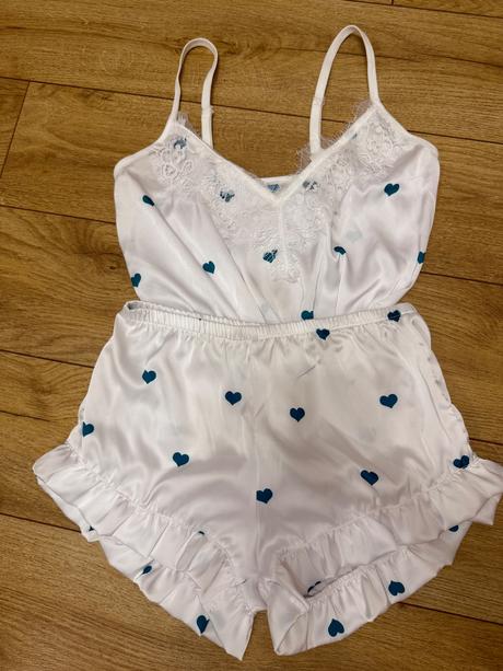 Bruuu slovakia luxusne satenove pyžamko, 34