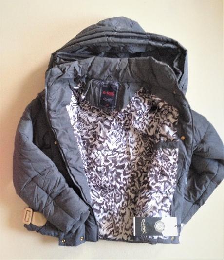 Luxusna grey zimna damska talianska bunda v.m a l, l / m