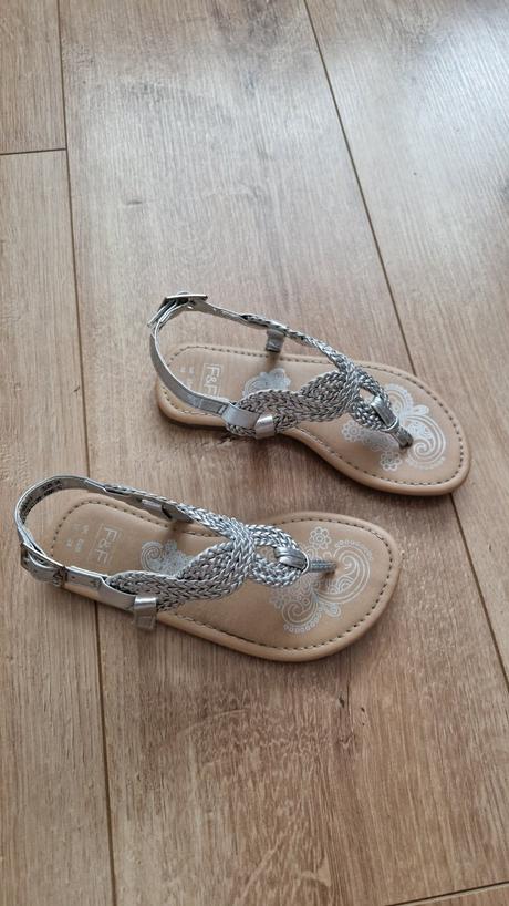 Sandále- žabky veľ. 28., f&f,28