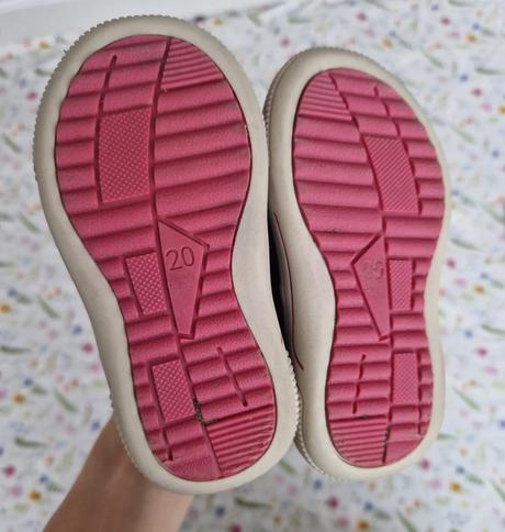 Prechodné topánočky, 20