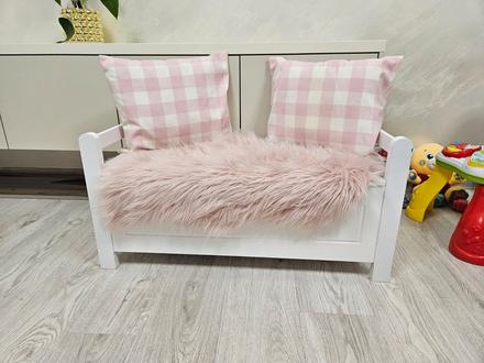 Lavička do predsiene, 