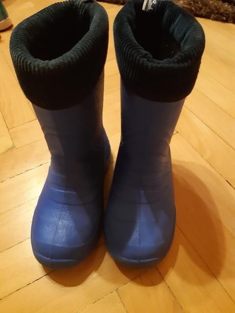 Gumáky zatelené, 27