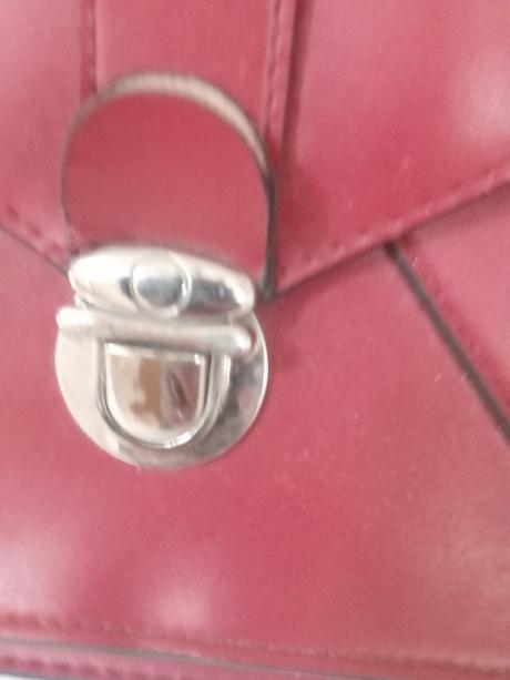 Červená kabelka, new yorker