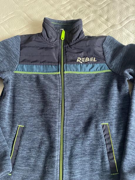 Teplá fleecová mikina, 146