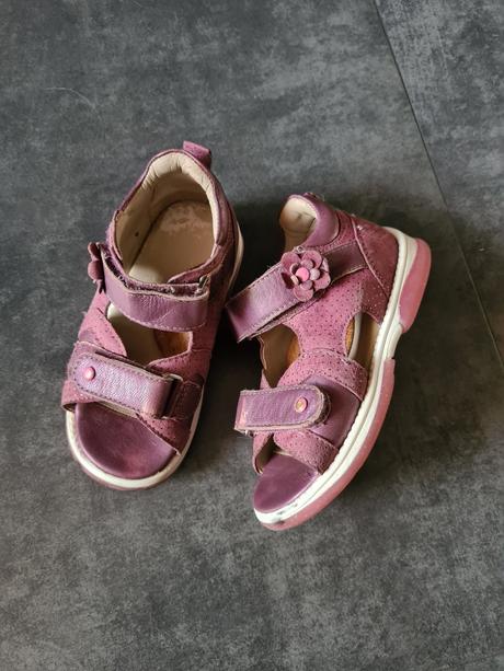 Ortopedické kožené sandálky, 26