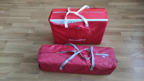 Cestovná postieľka a ohrádka v jednom baby design, 