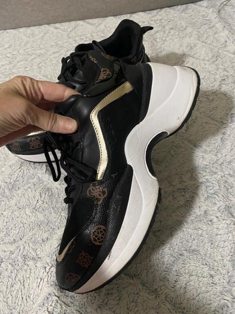 Guess tenisky, guess,40