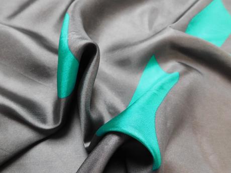 Omega kvalitná luxusna hodvabna elegantná šatka, l