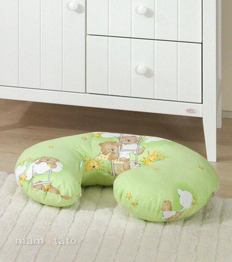 Vankuš na kojenie a relax - macko na obláčiku,