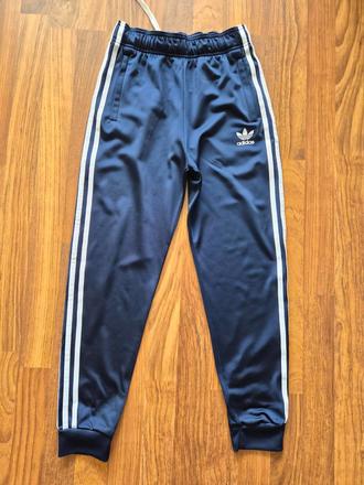 Krásne adidas tepláky 158, adidas,158