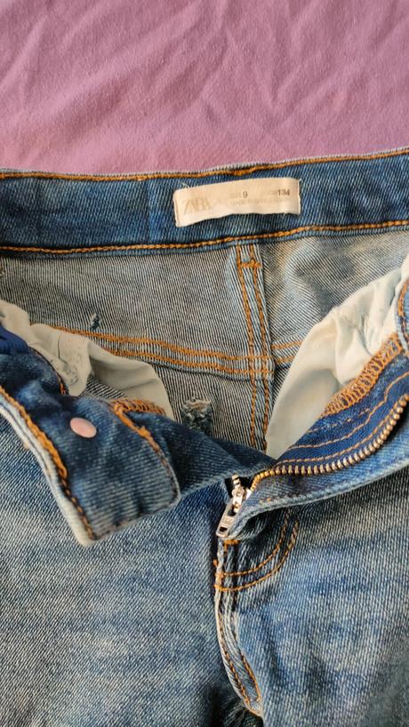 Dievčenské roztrhane rifle, zara,134