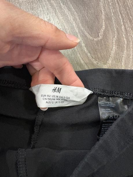 H&m dievcenske zvonove teplaky na 11-12 rokov, h&m,152