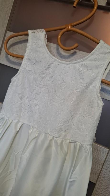 Dievčenské šaty na prijímanie,svadbu, 140